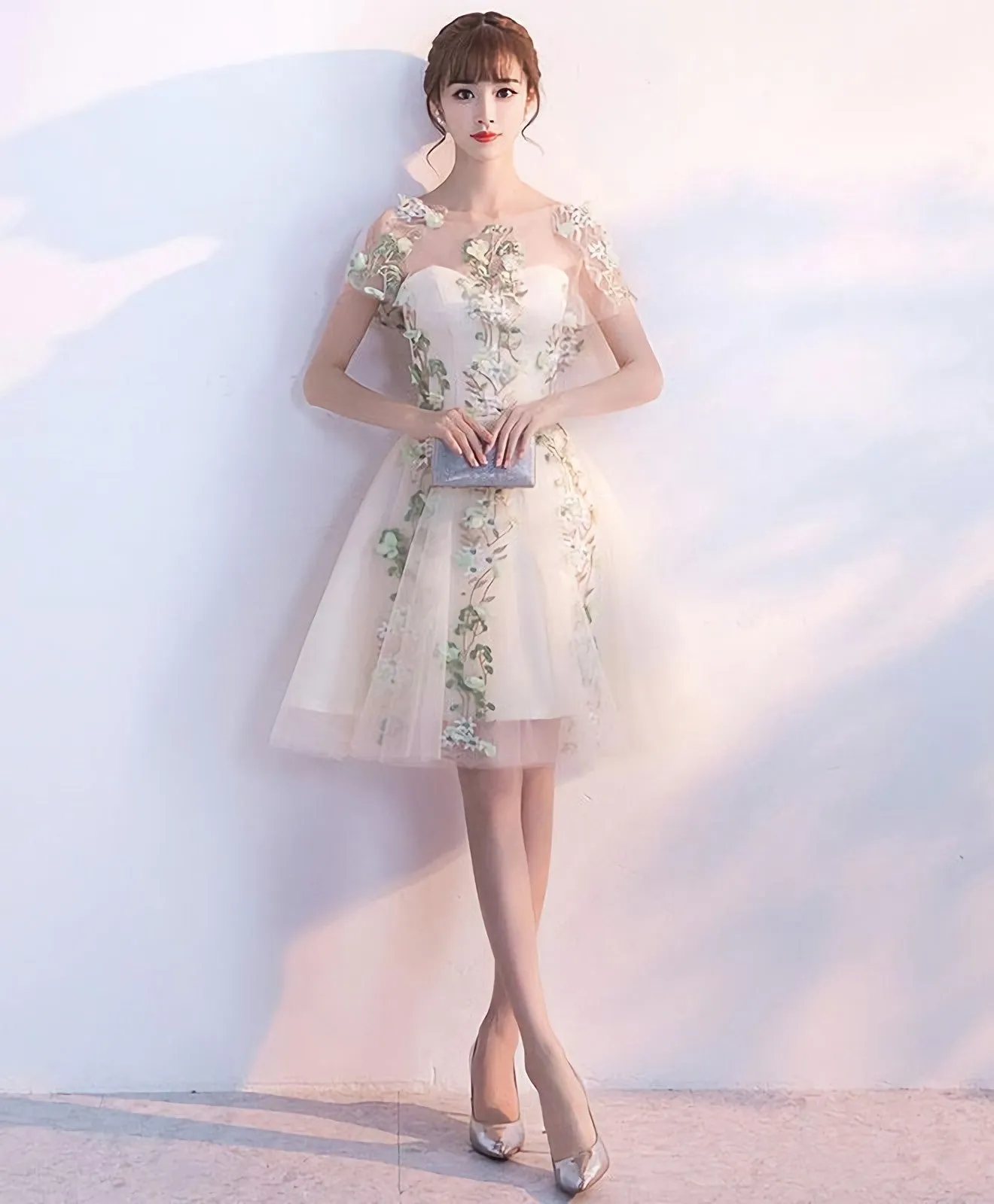 Champagne Tulle Lace Applique Short Prom Dress Homecoming Dress