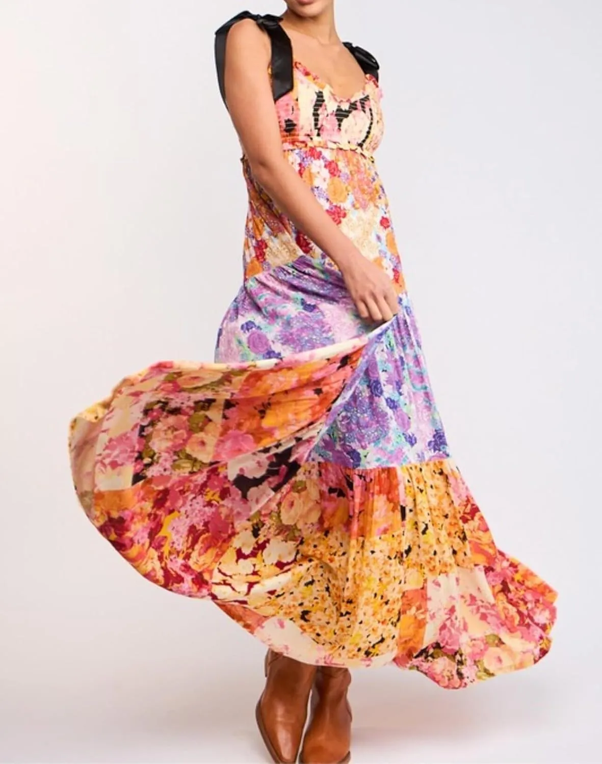 Women Spaghetti Strap Patchwork Maxi Dress Floral Smocked Lace Trim Long Dress Summer Boho Flowy Ruffle Sundress